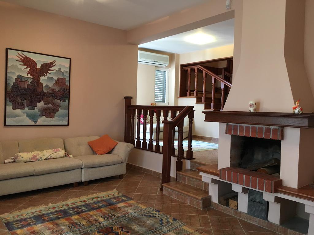 Villa Julia Петровац Экстерьер фото